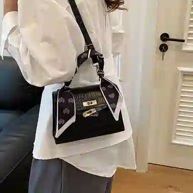 Miss Angel Stone Texture Shoulder Bag