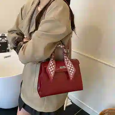 Miss Angel Shoulder Bag