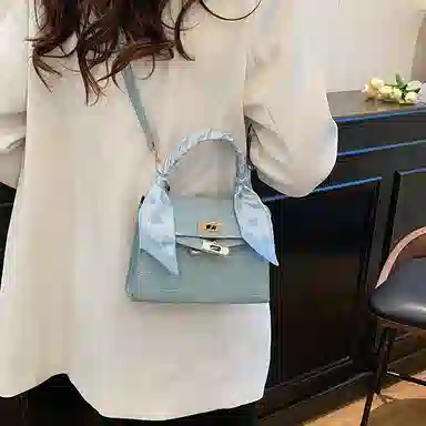 Miss Angel Stone Texture Shoulder Bag