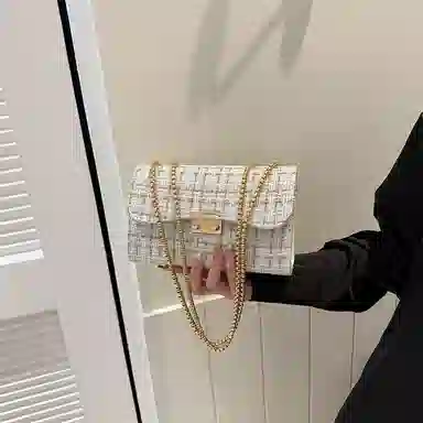 Miss Angel Plaid Chain Crossbody Bag