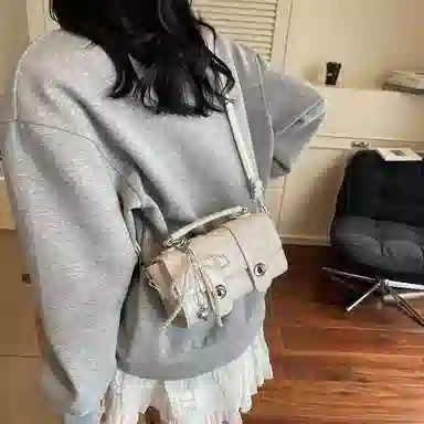 Miss Angel Boston Pillow Bag