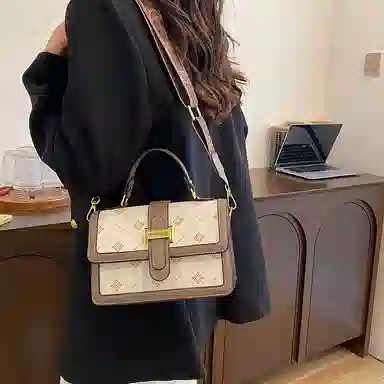 Miss Angel ins PU