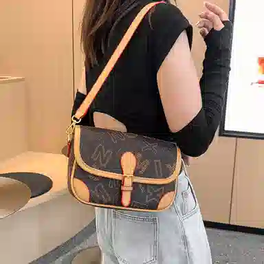 Miss Angel Vintage Crossbody Bag