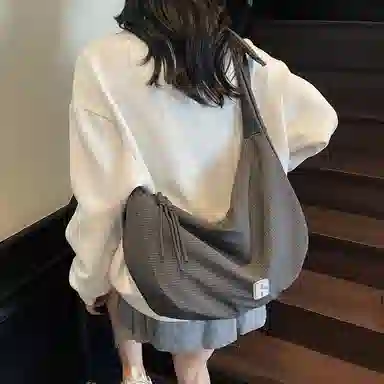 Miss Angel Dumpling Bag