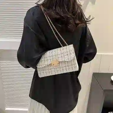 Miss Angel Plaid Chain Crossbody Bag