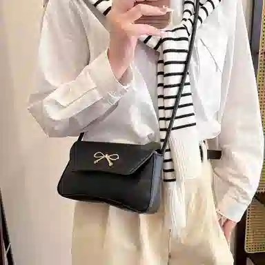 Miss Angel Bow Shoulder Bag