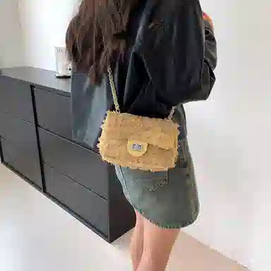 Miss Angel ins