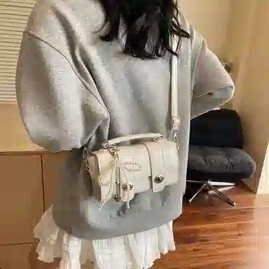 Miss Angel Boston Pillow Bag