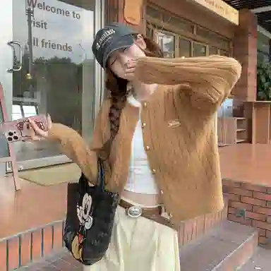 桴生 韩系圆领小香风软糯刺绣单排扣麻花设计感休闲显瘦长袖开衫外套针织衫 女款