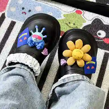 EASTERN CAMEL EVA DIY