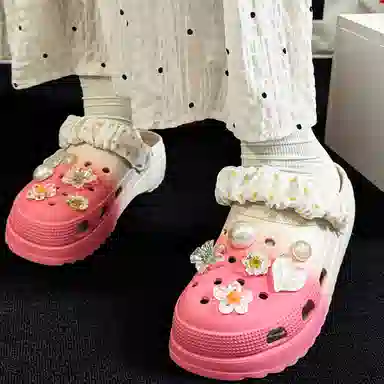 EASTERN CAMEL EVA DIY