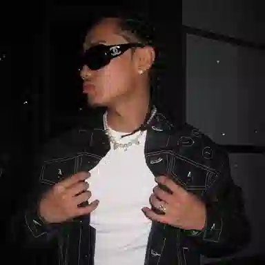 EVAE+MOB Pearl Skull Ring