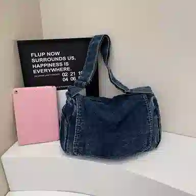 日系原宿复古时尚简约潮流 纯色百搭 牛仔布 斜挎包 男女同款情侣款 蓝色/黑色