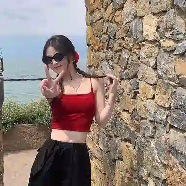 秀黛 纯色带胸垫后背镂空美背修身吊带 女款