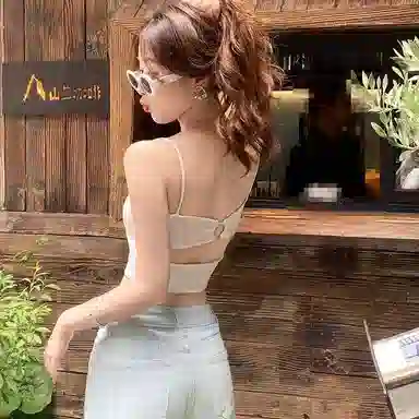 秀黛 纯色带胸垫后背镂空美背修身吊带 女款