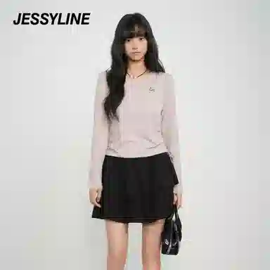JESSYLINE T