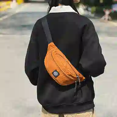 揽月 简约休闲慵懒风纯色涂鸦通勤百搭 尼龙 斜挎胸包 男女同款情侣款 多色