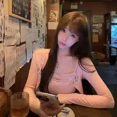 兰缪 温柔气质款 时尚白月光性感蕾丝花边甜美迷人日常通勤百搭吸睛吊带 女款