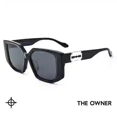 THE OWNER oversize
