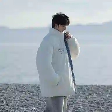 MEONBEON Reversible Embroidered Sherpa Jacket