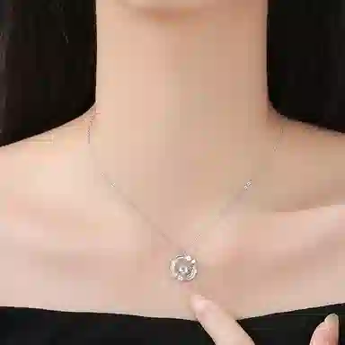 Jinghualu Heartbeat Silver Necklace