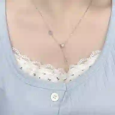 999