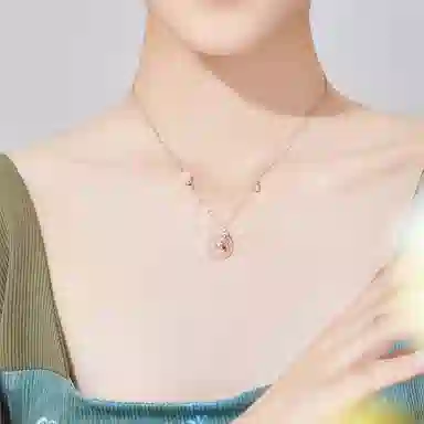 中国珠宝 桃花锦鲤平安扣锁骨链 新中式复古国风百搭花骨朵 玉髓 项链 女款