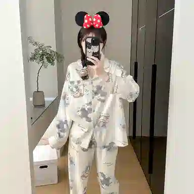 俞兆林 满印卡通开衫翻领亲肤舒适长袖长裤休闲家居服睡衣套装 女款 杏色