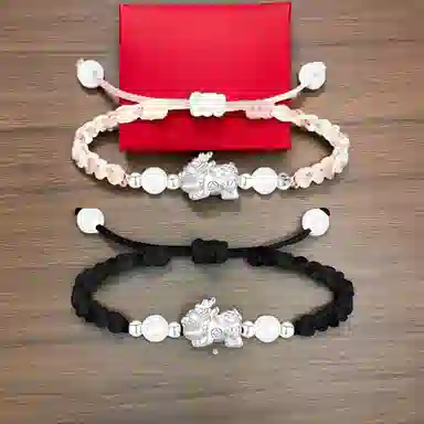 【999银】 絮物 国潮新中式小众纯手工编织貔貅宝宝款设计甜美轻奢百搭新中式高级感出游新宠吸睛神器#好运 织物 手绳 男女同款情侣款