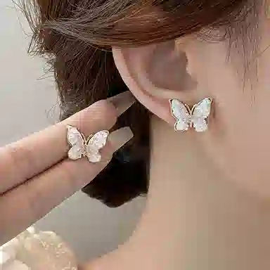 丹琴 甜美森系风渐变蓝色蝴蝶时尚百搭款高级感耳饰 合金 耳钉 女款