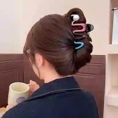 丹琴 红蓝撞色韩系抓夹大号百搭优雅鲨鱼夹发卡后脑勺高级感夹子发饰 亚克力 发夹 女款