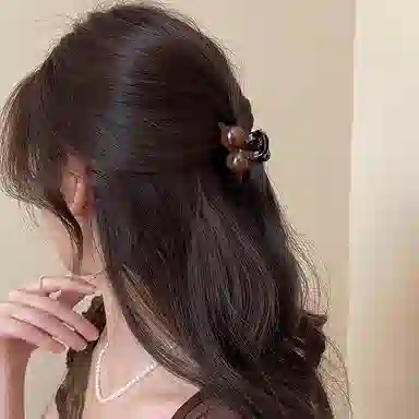 丹琴 美拉德樱桃小号抓夹高马尾公主边夹精致高级感刘海侧边碎发卡夹子 亚克力 发夹 女款