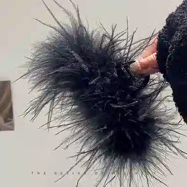 丹琴 超仙鸵鸟毛毛抓夹大号后脑勺新款盘发鲨鱼高级夹子发卡头饰 羽毛 发夹 女款