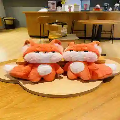 丹琴 萌趣可爱小狐狸玩偶钥匙扣卡通嘟嘟公仔书包包挂饰学生 毛绒 挂件 男女同款情侣款