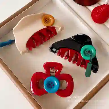 丹琴 法式红色纽扣蝴蝶结抓夹 后脑勺发量少盘发抓半扎鲨鱼夹 树脂 发夹 女款