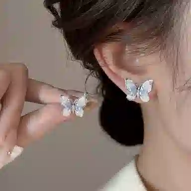 丹琴 甜美森系风渐变蓝色蝴蝶时尚百搭款高级感耳饰 合金 耳钉 女款