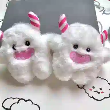 丹琴 萌趣雪怪 可爱玩偶少女心书包背包挂饰钥匙扣公仔 毛绒 挂件 男女同款情侣款