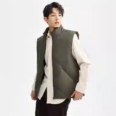 佐丹奴 菱形格纹立领梭织马甲棉服 男