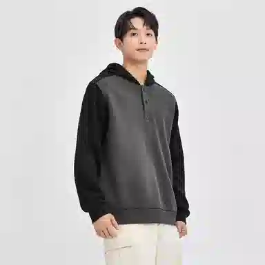 佐丹奴 加绒拼色连帽舒适针织卫衣 男款