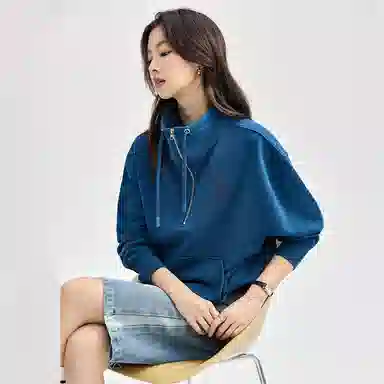 佐丹奴 心形字母刺绣抽绳立领半开襟针织卫衣 女款