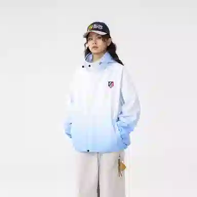 曼城 美式复古风渐变山系户外运动防风防泼水日常休闲百搭基础款旅游通勤宽松直筒落肩连帽冲锋外套夹克 男女同款