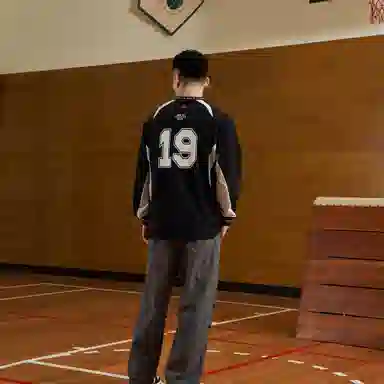 LUSHISI Racing V-Neck Long Sleeve Tee