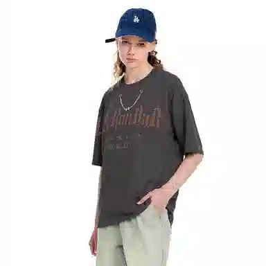 MAURRGOOU T