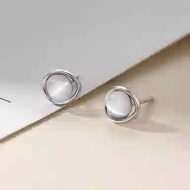 UX 999