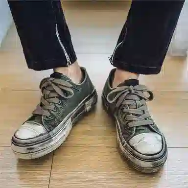 URBAN AUTHENTIC