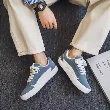 URBAN AUTHENTIC