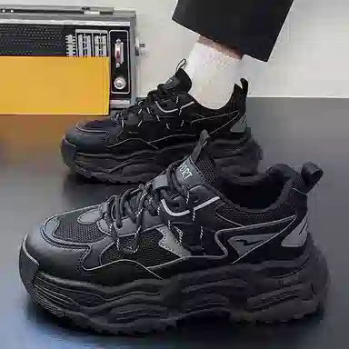 URBAN AUTHENTIC