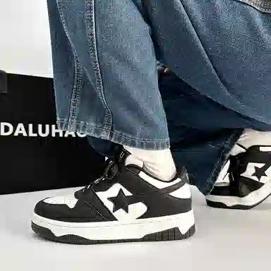 URBAN AUTHENTIC