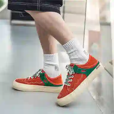 URBAN AUTHENTIC