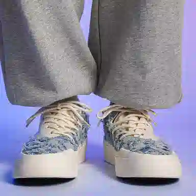 URBAN AUTHENTIC